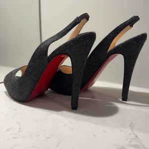 Christian Louboutin grey peep toe 37.5